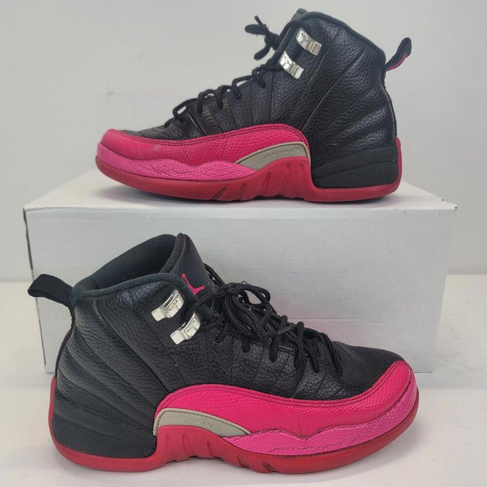 Womens Jordan 12 Retro GS Deadly Pink Black 510815-026 Jumpman Two 3 EUC Size 6y
